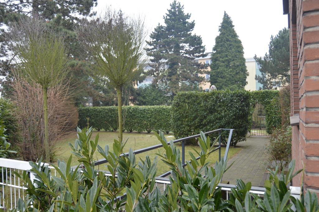 Apartment Meerfeld Duisburg Exteriör bild