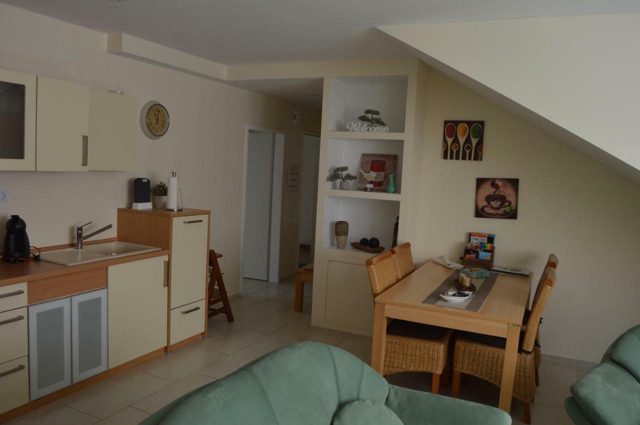 Apartment Meerfeld Duisburg Exteriör bild
